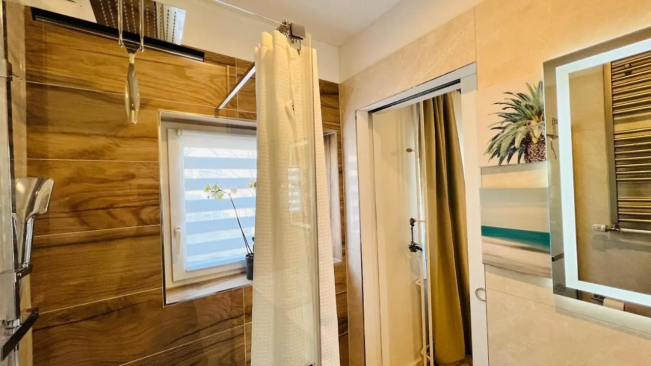 Apartment Central Designer 3 Room Apt With Terrace & Parking Berlin